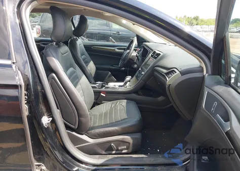 2016 Ford Fusion Se z USA, uszkodzony, nr VIN 3FA6P0HD5GR244028